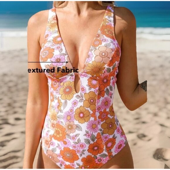 Cupshe Women Small 1PC Swimsuit Orange Floral V Neck Keyhole Cutout O Ring Cheek - Picture 2 of 10